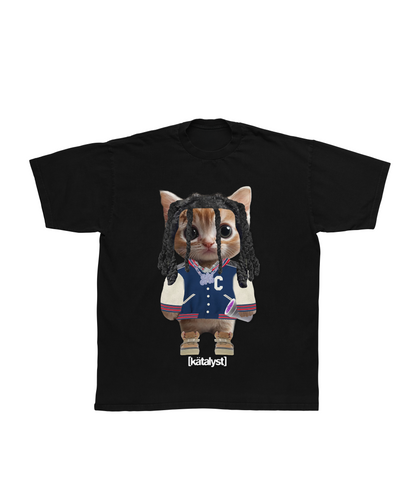 LUCKI KITTY TEE (REGULAR FIT)